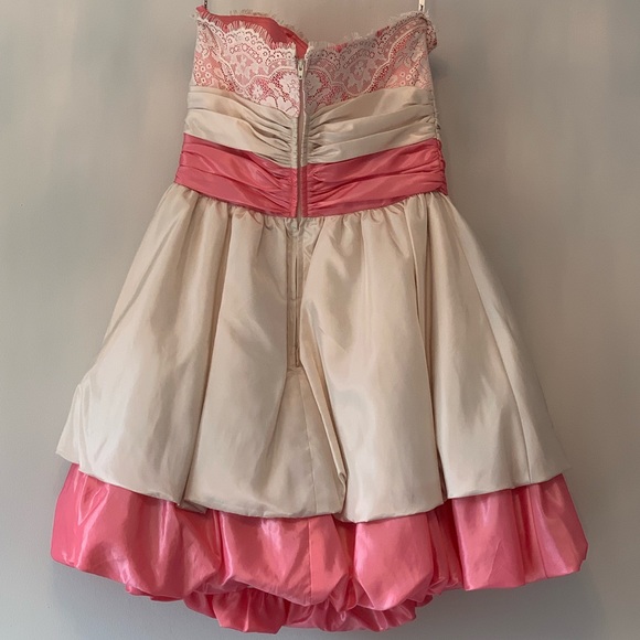 Betsey Johnson Size 6 Chelsea Bubble dress - Picture 3 of 5